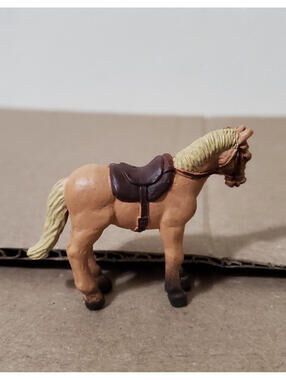 Safari Ltd Bay Horse Figure - Brown Quarter Horse Toy Animal Figurine